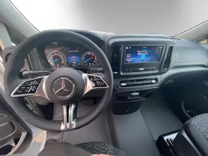 Mercedes-Benz eVito 129 Lang Worker