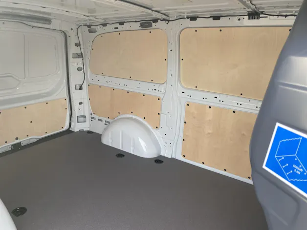 Mercedes-Benz eVito 129 Lang Worker