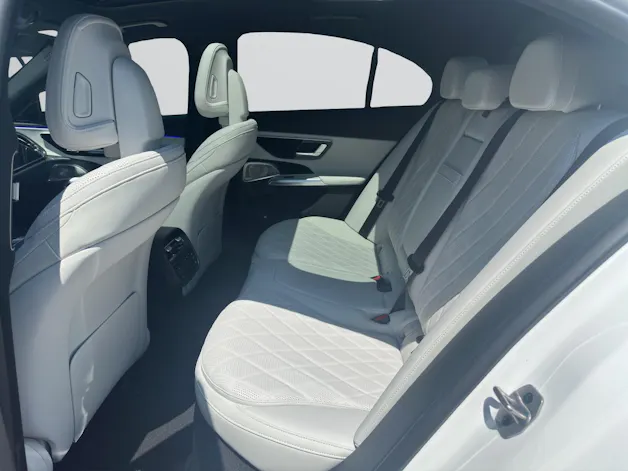Mercedes-Benz E 400 e 4Matic 9G-Tronic