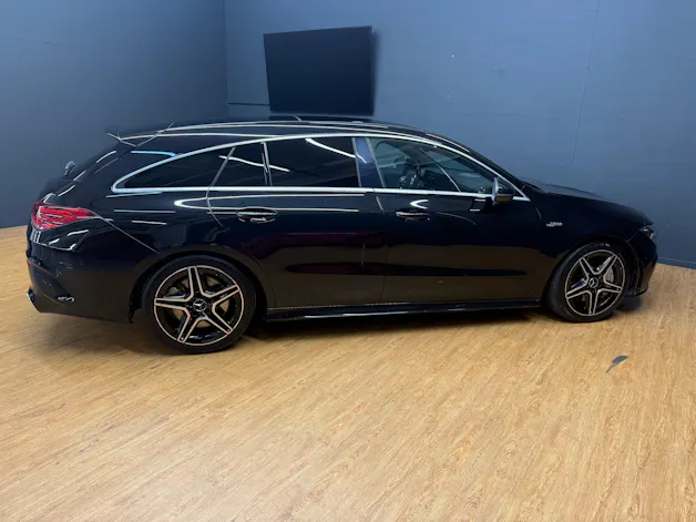 Mercedes-Benz CLA 35 4M - SB - AMG / Rückfahrkamera / Panorama-Dach / Multibeam LED