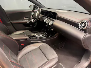 Mercedes-Benz CLA 35 4M - SB - AMG / Rückfahrkamera / Panorama-Dach / Multibeam LED
