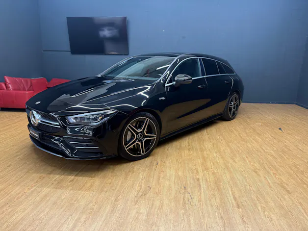 Mercedes-Benz CLA 35 4M - SB - AMG / Rückfahrkamera / Panorama-Dach / Multibeam LED