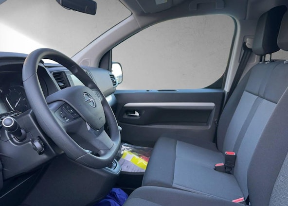 Vehicle image 7 Vehicle image 7