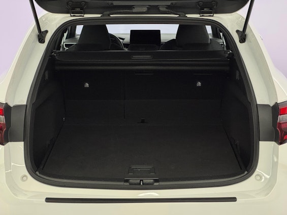 Vehicle image 10 Vehicle image 10