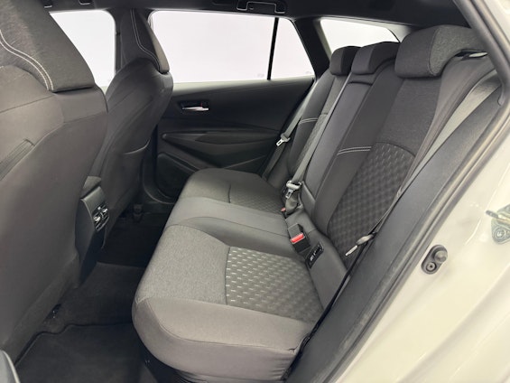 Vehicle image 9 Vehicle image 9