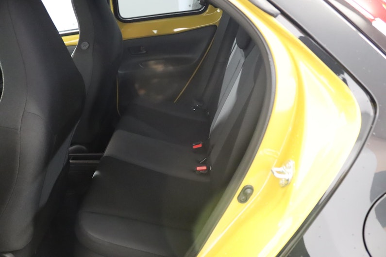 Vehicle image TOYOTA AYGO X