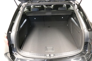 Vehicle image TOYOTA Corolla Touring Sports 2.0 HSD Trend