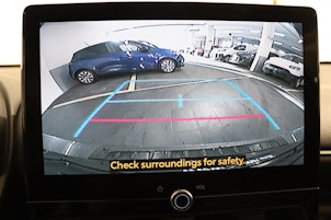 Vehicle image TOYOTA Yaris 1.5 VVT-i HSD Trend