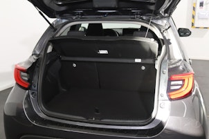 Vehicle image TOYOTA Yaris 1.5 VVT-i HSD Trend