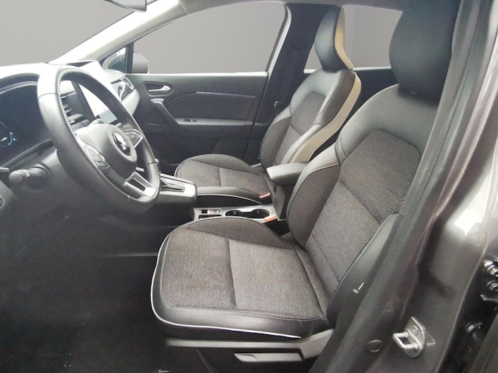 Vehicle image MITSUBISHI ASX