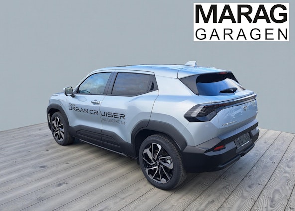 Vehicle image 6 Vehicle image 6