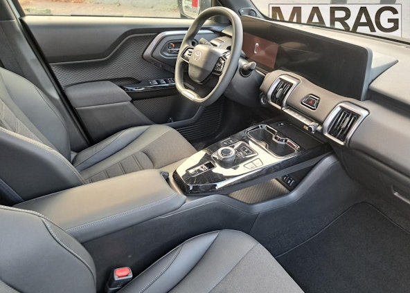 Vehicle image 9 Vehicle image 9