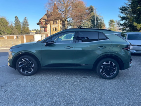 Vehicle image 6 Vehicle image 6