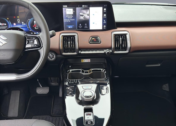 Vehicle image 12 Vehicle image 12