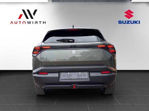 Vehicle image 5 Vehicle image 5