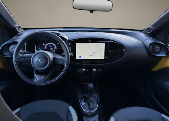 Vehicle image 10 Vehicle image 10