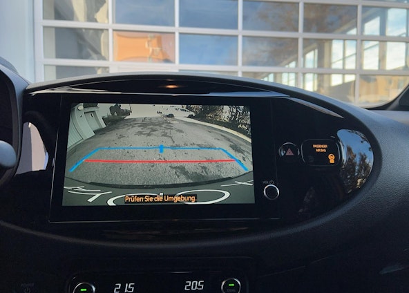 Vehicle image 13 Vehicle image 13