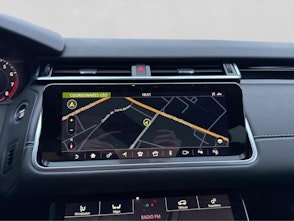 Vehicle image LAND ROVER Range Rover Velar 2.0 T R-Dynamic HSE