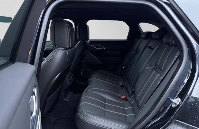 Vehicle image 6 Vehicle image 6