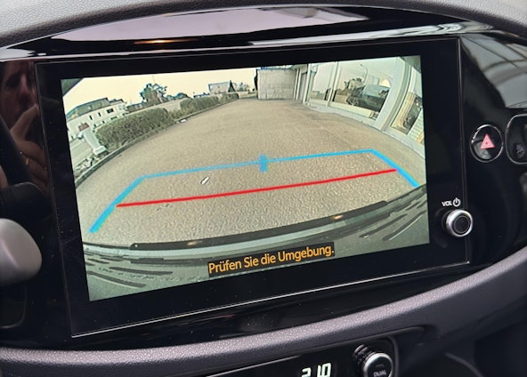 Vehicle image 13 Vehicle image 13