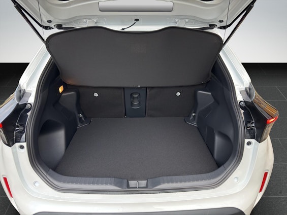 Vehicle image 17 Vehicle image 17