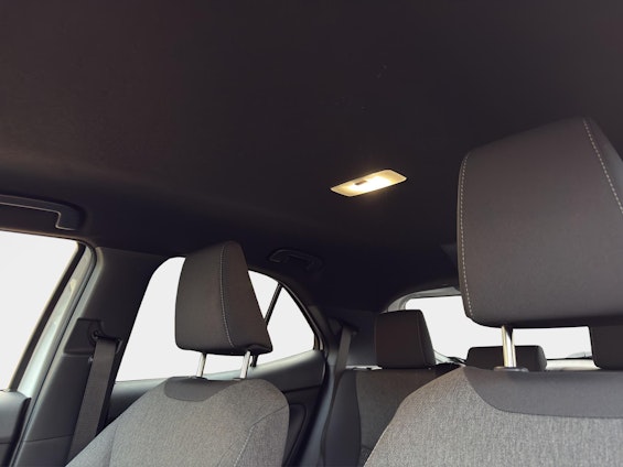 Vehicle image 19 Vehicle image 19