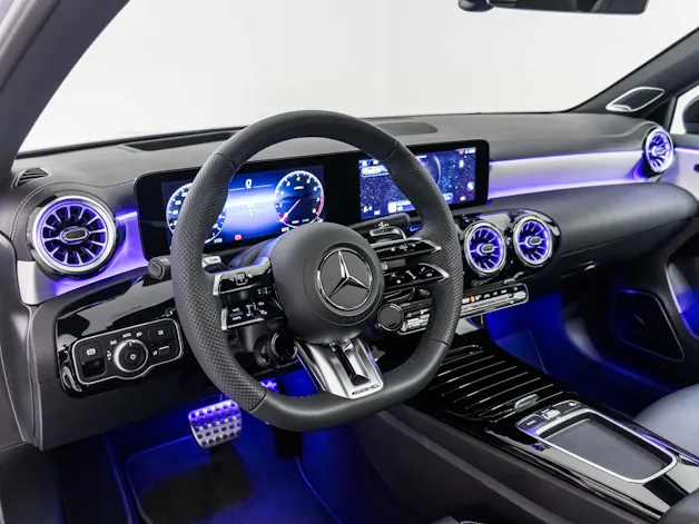 Mercedes-Benz A 35 AMG 4MATIC