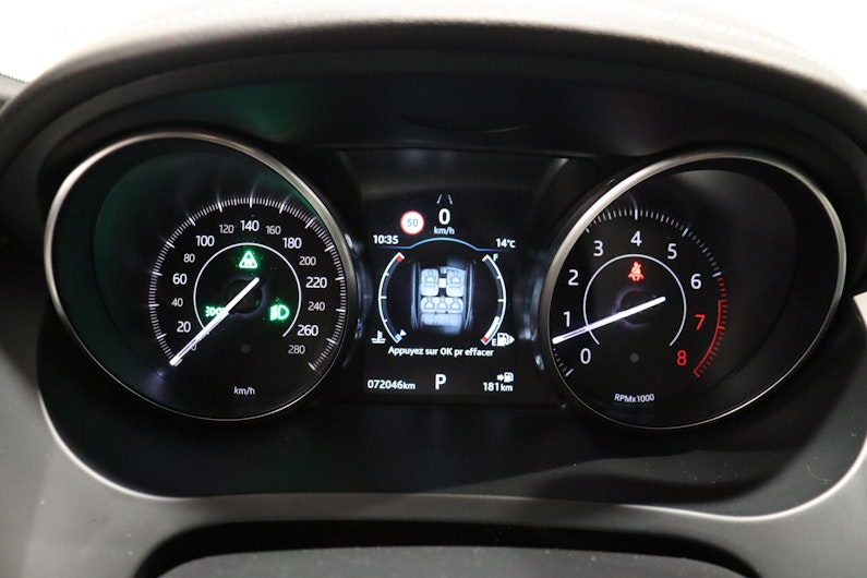 Vehicle image JAGUAR E-PACE