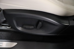 Vehicle image JAGUAR E-Pace 2.0 T 200 R-Dynamic S AWD