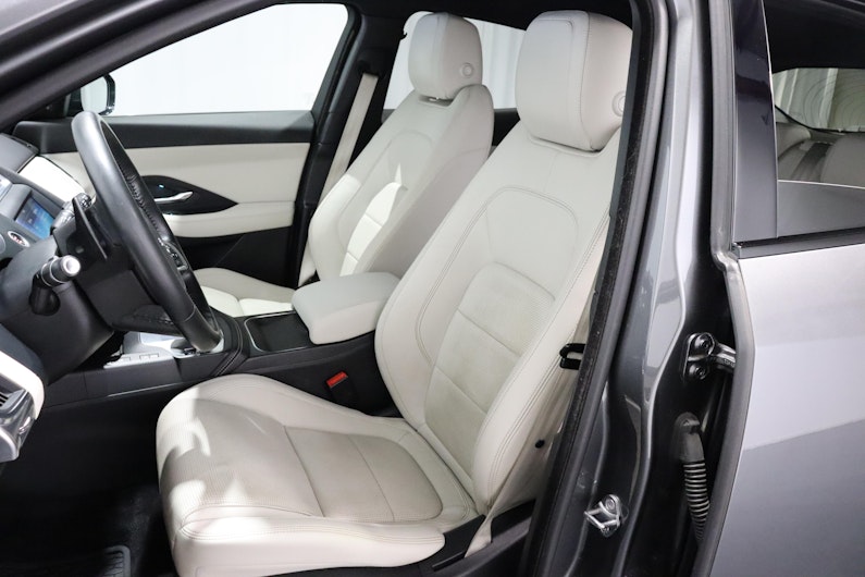 Vehicle image JAGUAR E-PACE