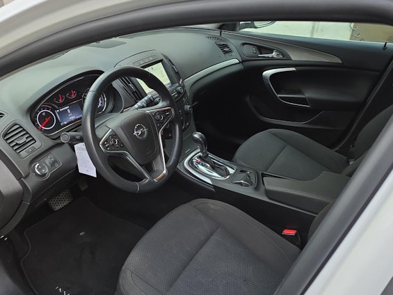 Vehicle image 15 Vehicle image 15