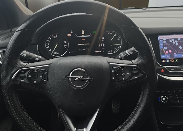 Vehicle image 8 Vehicle image 8