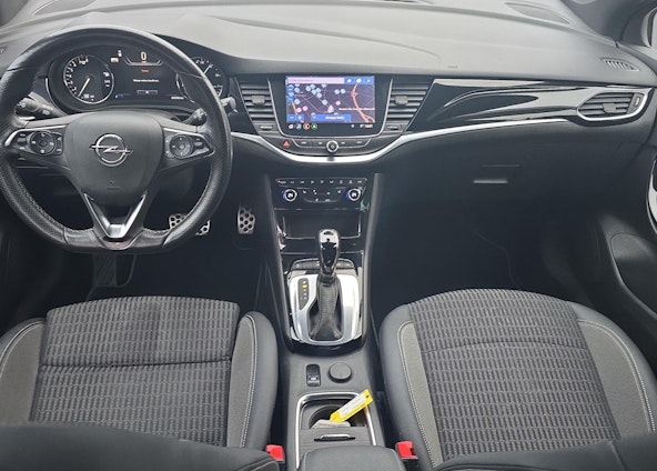 Vehicle image 16 Vehicle image 16