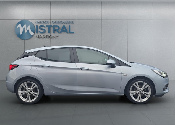 Vehicle image 5 Vehicle image 5