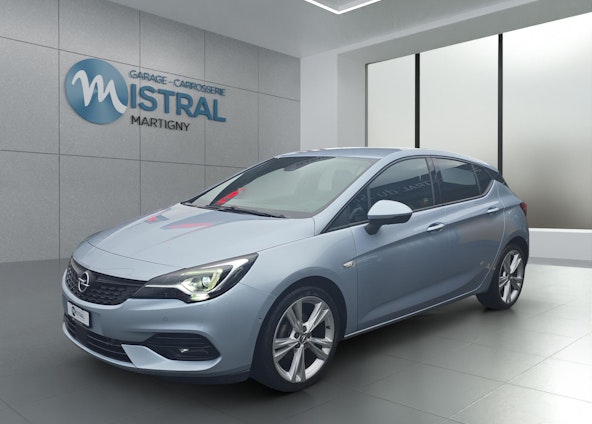 First vehicle image First vehicle image