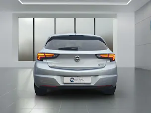 Opel Astra 1.4 T Elegance S/S
