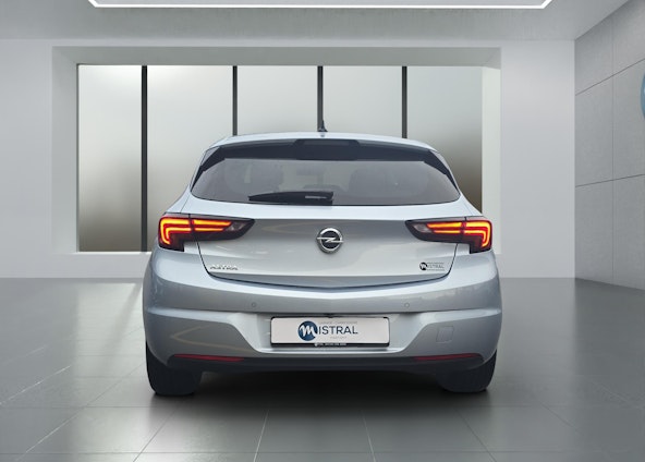 Vehicle image 3 Vehicle image 3