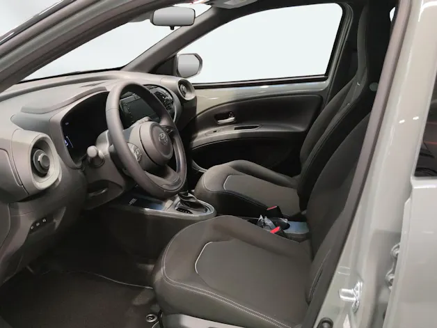 Toyota Aygo X 1.5 VVT-i HSD Trend