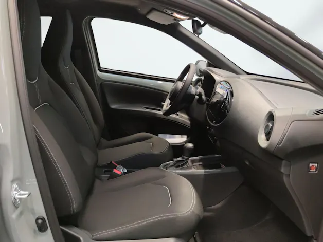 Toyota Aygo X 1.5 VVT-i HSD Trend