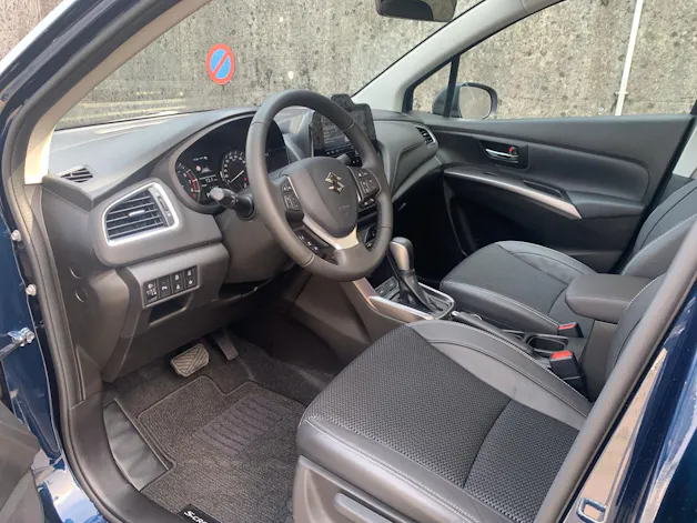 Suzuki S-Cross 1.4 T Compact Top Hybrid 4x4