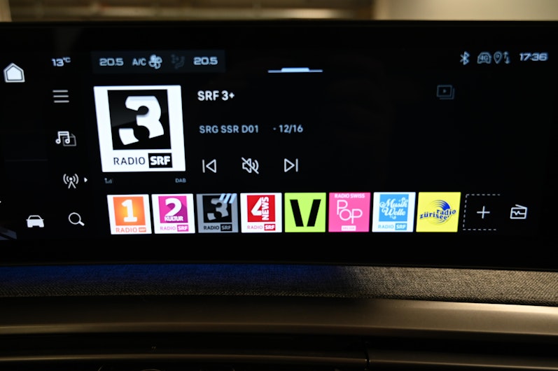 Vehicle image PEUGEOT 5008