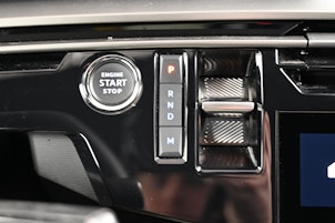 Vehicle image PEUGEOT 5008 1.2 Hybrid GT