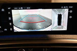 Vehicle image PEUGEOT 5008 1.2 Hybrid GT