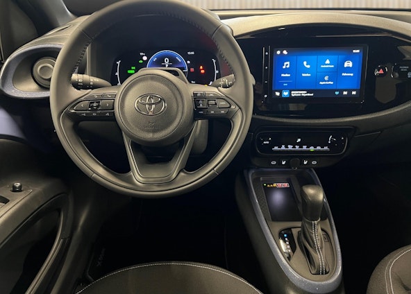 Vehicle image 11 Vehicle image 11