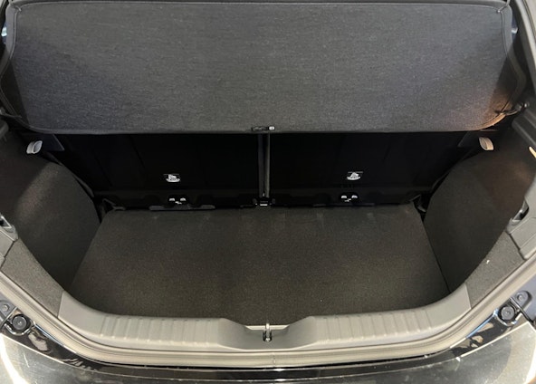 Vehicle image 14 Vehicle image 14