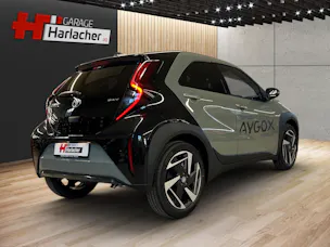 Toyota Aygo X 1.5 VVT-i HSD Style