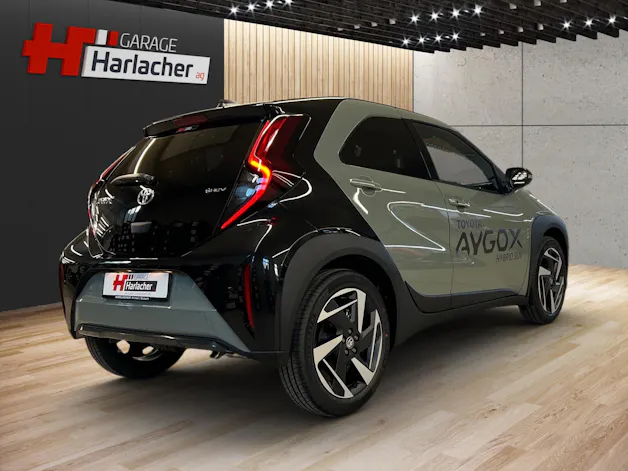 Toyota Aygo X 1.5 VVT-i HSD Style