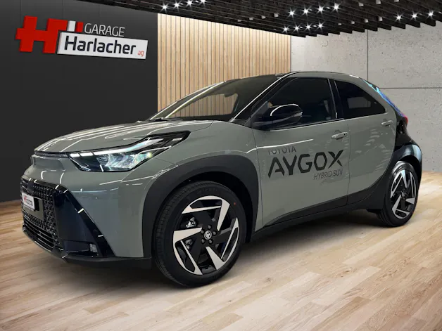 Toyota Aygo X 1.5 VVT-i HSD Style
