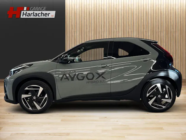 Toyota Aygo X 1.5 VVT-i HSD Style