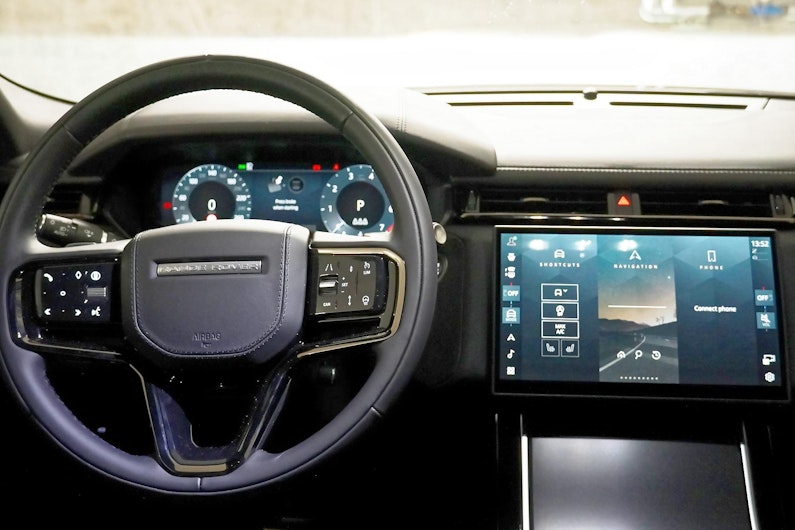 Vehicle image LAND ROVER RANGE ROVER VELAR